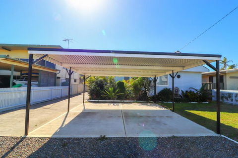 Blacksmiths Sea Breeze - Mackay Tourism 5