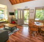 Alpine Arnica Cottage 2 - Mackay Tourism