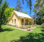 Harrietville Cottage - Mackay Tourism