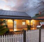 Rawsons Retreat Five Bedroom Home Walk CBD Includes Breakfast - Mackay Tourism