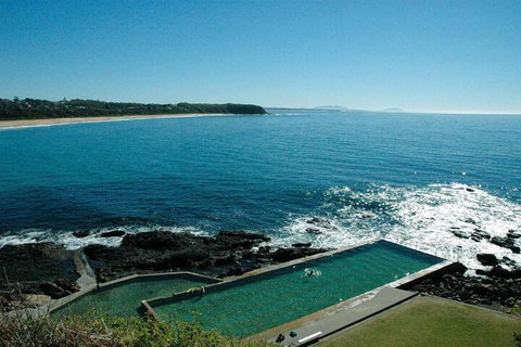 Cape View Manor Bed & Breakfast - Mackay Tourism 0