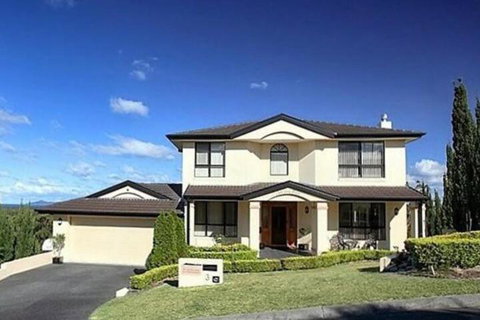Cape View Manor Bed & Breakfast - Mackay Tourism 5