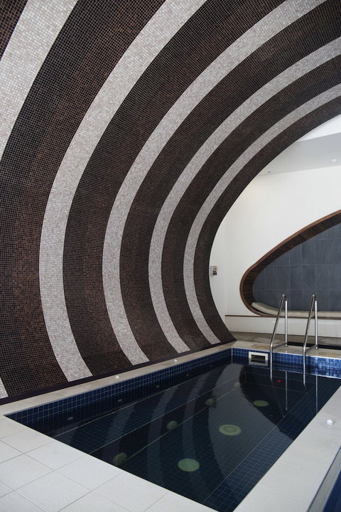 Amazing Accommodations Vogue - Mackay Tourism 1