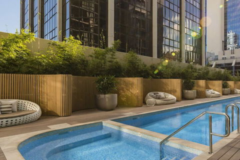 SKYE Hotel Suites Parramatta - Mackay Tourism 5