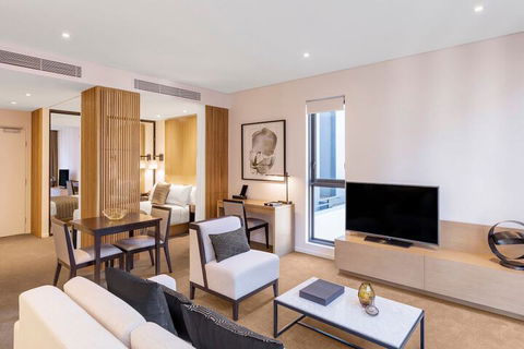 SKYE Hotel Suites Parramatta - Mackay Tourism 7