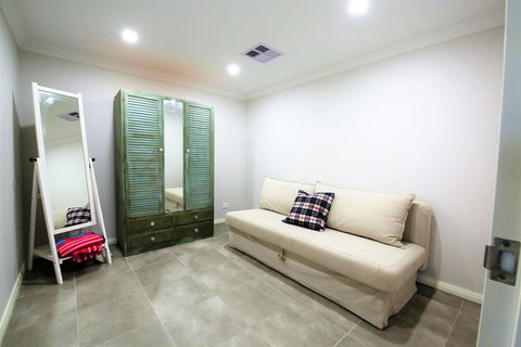 Studio Style Mindarie Marina - Mackay Tourism 7