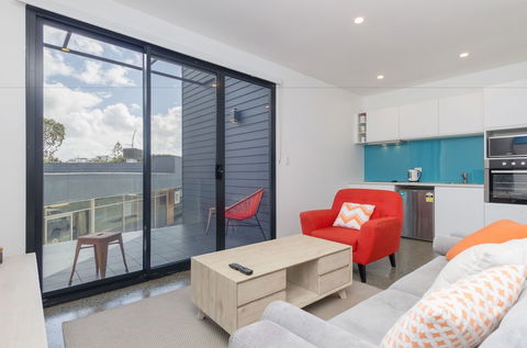 Sunset Place Apartments - Mackay Tourism 4