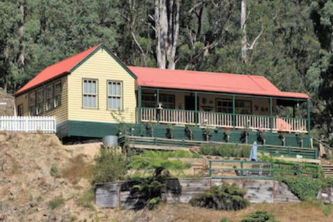 Wild Cherry Bed & Breakfast - Mackay Tourism 0