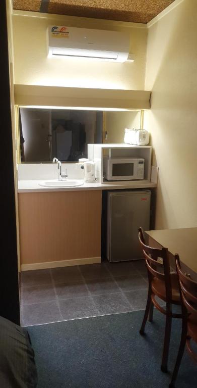 Temora Motel - Mackay Tourism 5