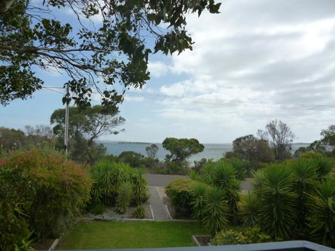 Island View 2 - Mackay Tourism 3