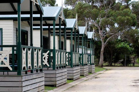 Geelong Surfcoast Hwy Holiday Park - Mackay Tourism 1