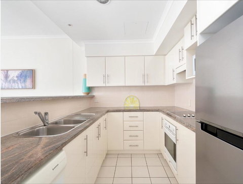 Seaspray Villa 5 - Mackay Tourism 5