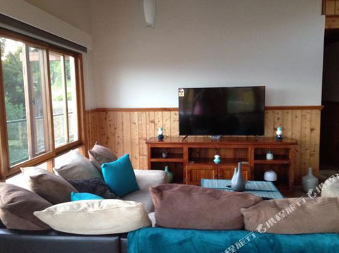 Peace & Tranquility With An Ocean View - Mackay Tourism 4