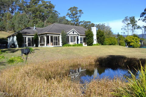 Clerevale Vacation Home - Mackay Tourism 4