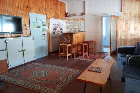 Pioneer Lodge Tasmania - Mackay Tourism 4