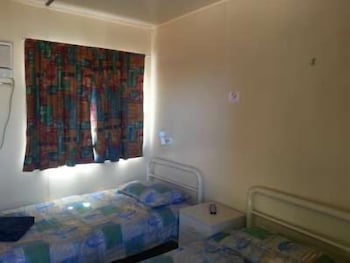 A1 Cabins Ceduna - Mackay Tourism 3