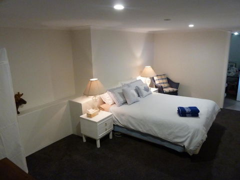 Panorama On Sorell B & B - Mackay Tourism 1