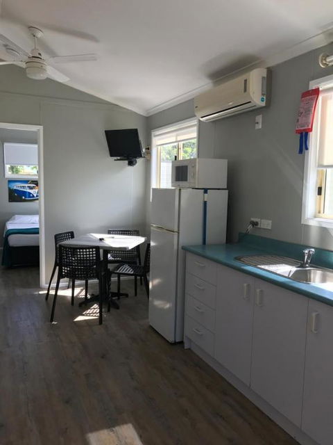 Kingfisher Caravan Park - Mackay Tourism 2