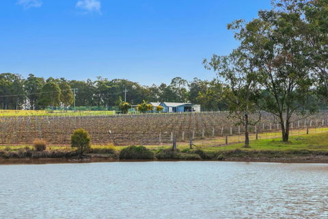 Ironbark Villa 6 - Mackay Tourism 1