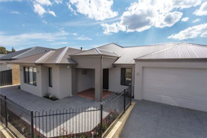Beckenham WA Mackay Tourism