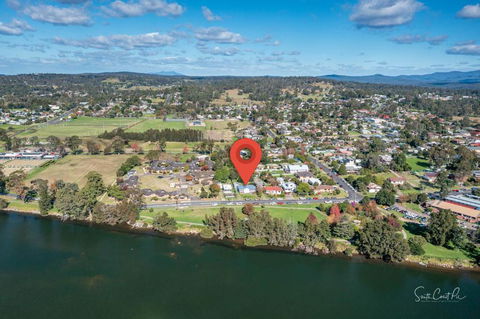Moruya Holiday House - Mackay Tourism 3