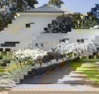 Lancemore Lindenderry Red Hill - Mackay Tourism