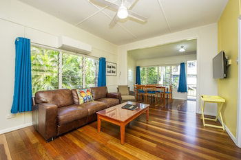 Kooyong Apartment 1 - Mackay Tourism 0