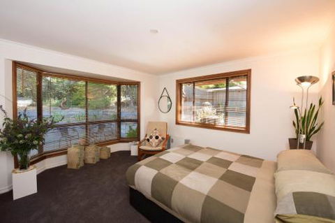 A Suite Spot In The Hills - Mackay Tourism 1