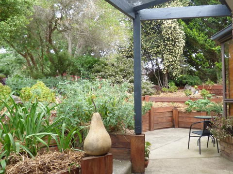 A Suite Spot In The Hills - Mackay Tourism 4