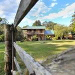 Sapphire Beach Acreage - Mackay Tourism 0