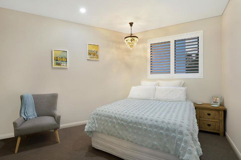 Belle Vue Penthouse At Black Beach - Mackay Tourism 4