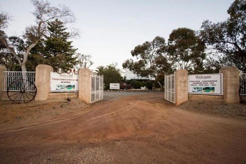 The Old Convent Dalwallinu - Mackay Tourism 2
