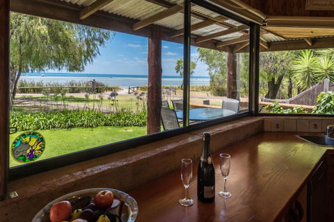 Beach House Dunsborough - Mackay Tourism 1