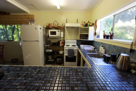 The Pond Cottage - Mackay Tourism 5