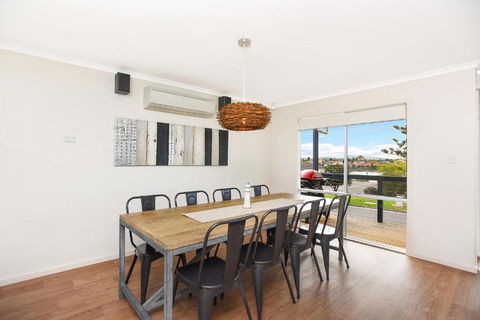 Hope House Encounter Bay - Mackay Tourism 4