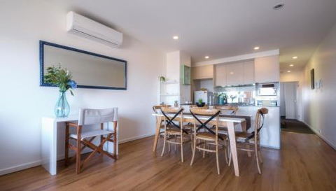 Waterfront Apartments Marinaquays Apt 221 & Apt 234 - Mackay Tourism 3