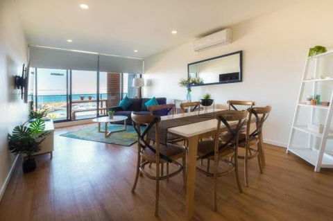 Waterfront Apartments Marinaquays Apt 221 & Apt 234 - Mackay Tourism 0