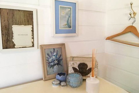 Billabong Cottage Bed & Breakfast - Mackay Tourism 3