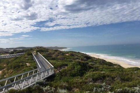 Yanchep Beach Retreat - Mackay Tourism 1