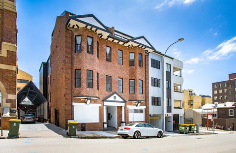 Hotel 46 - Mackay Tourism 1