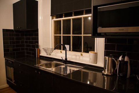 Sanctum Boutique Apartments - Mackay Tourism 3