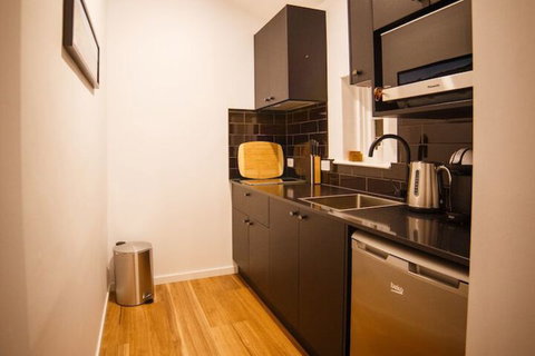 Sanctum Boutique Apartments - Mackay Tourism 4