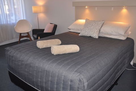 Maffra Motor Inn - Mackay Tourism 0