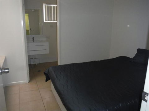 Units 37 On St. Francis Drive - Mackay Tourism 6