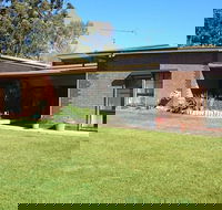 Hilltop Escape BB - Mackay Tourism