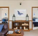 Windsors Edge Cottage Rothbury - Mackay Tourism