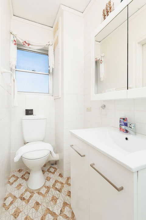 Absolute Water Front Coogee H331 - Mackay Tourism 3