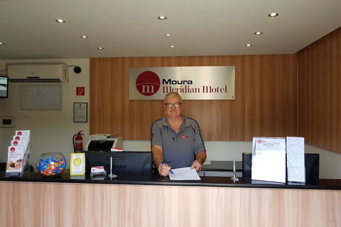 Moura Meridian Motel - Mackay Tourism 3