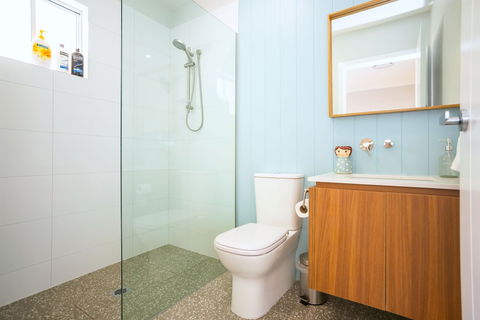 Kirsten Accommodation Parkes - Mackay Tourism 5