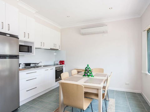 Anglesea River Apartments 2 Bed Unit 2 / 4 - Mackay Tourism 2